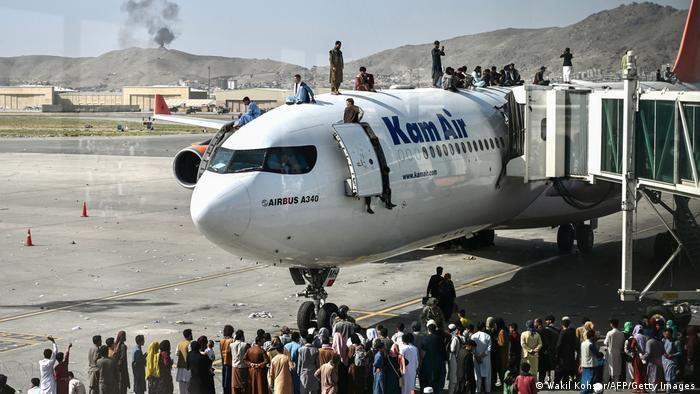 "سكاي نيوز": وصول طائرة إماراتية ثالثة تحمل مساعدات إغاثية عاجلة للشعب الأفغاني
