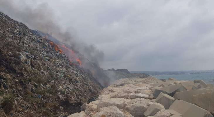 الحجيري: لتحقيق فوري وسريع حول أسباب الحريق في محيط معمل فرز النفايات في صيدا