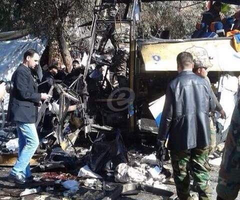 مصادر سورية لـ&quot;النشرة&quot;: سبب الانفجار بالحافلة اللبنانية هو عبوة لاصقة 