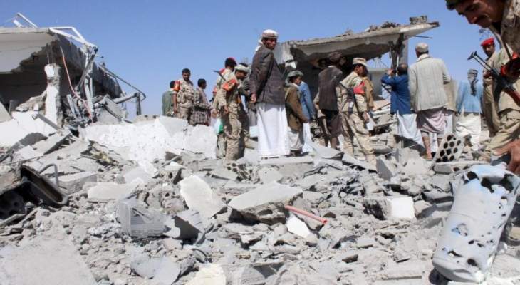 العربية: قوات التحالف تقصف مخازن أسلحة وذخائر في جبل نقم في صنعاء 
