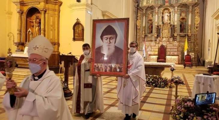 إحتفال بإدخال صور قديسين لكاتدرائية سيّدة الانتقال بعاصمة الباراغواي