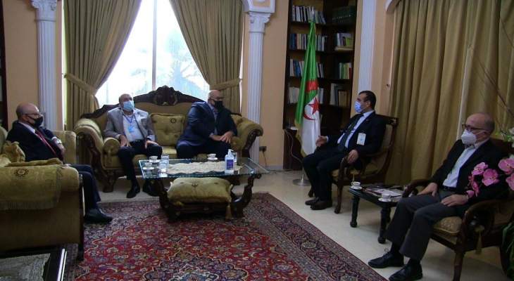 وفد من المرابطون زار السفارة الجزائرية مهنئاً بالذكرى الـ 66 لثورة التحرير الجزائرية