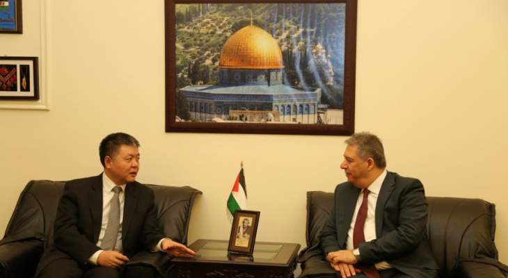 دبور بحث مع سفير الصين في أوضاع اللاجئين الفلسطينيين في لبنان