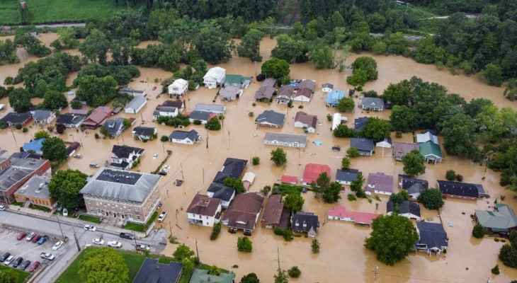 حاكم ولاية كنتاكي الأميركية: مقتل 16 شخصًا على الأقل "في أسوأ" فيضانات بتاريخ الولاية