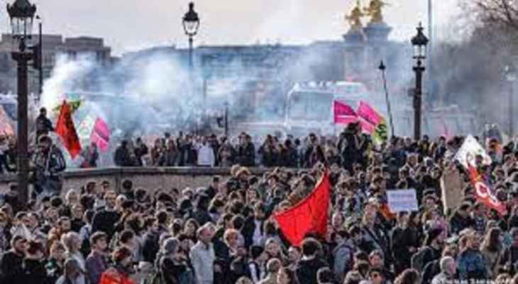 وزير الداخلية الفرنسي: توقيف 457 شخصا وإصابة 441 شرطي ودركي خلال الاحتجاجات في فرنسا
