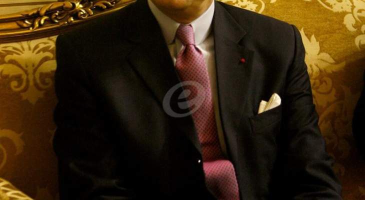 السفارة الفرنسية وزعت بيانا حول زيارة فرنسوا جيرو: مهمته تسهيل التوافق