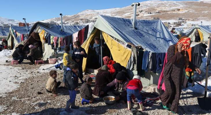 العثور على كمية من الاسلحة في مخيم النازحين السوريين في سعدنايل