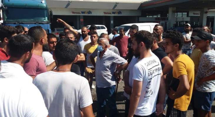 النشرة: أسامة سعد طرد "الشبيحة" عند عدد من محطات البنزين في صيدا