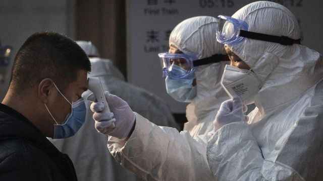 33548 إصابة جديدة بفيروس كورونا و1224 حالة وفاة في روسيا