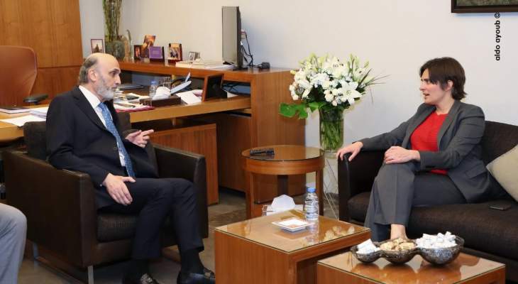 جعجع بحث مع سفيرة كندا في لبنان آخر التطورات السياسيّة