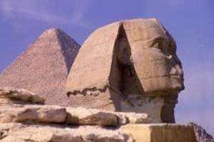 السلطات المصرية بدأت ترميم تمثال أبو الهول &quot;أقدم مريض في التاريخ&quot;