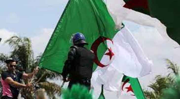 الجيش الجزائري: توقيف 11 شخصاً يقدمون الدعم للجماعات الإرهابية