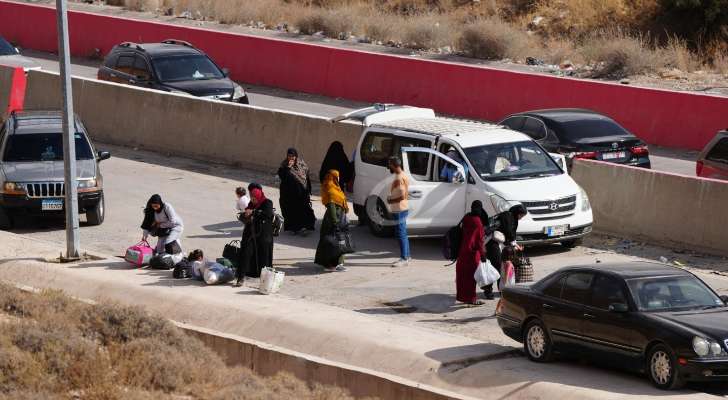 تقرير لجنة الطوارئ: فتح 1098 مركز إيواء لتاريخه وعبور 335948 سوريًا و135181 لبنانيًا إلى سوريا