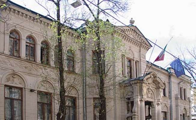 السفارة الإيطالية بموسكو أوصت رعاياها بمغادرة روسيا بعد تقييم ضرورة تواجدهم على أراضيها