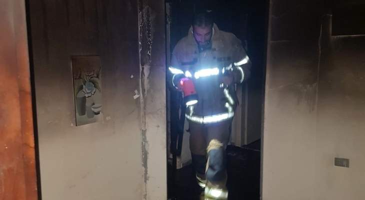 الدفاع المدني: إخماد حريق داخل شقة في البترون ونقل 3 مصابين إلى المستشفى