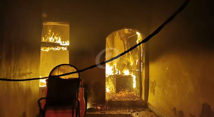 النشرة: إندلاع حريق داخل منزل في حي الكنان في صيدا القديمة