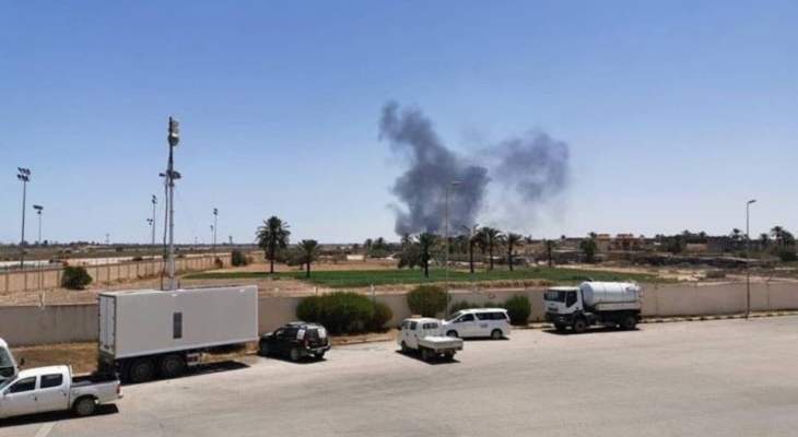 قوات حفتر أعلنت تدمير طائرة لقوات حكومة الوفاق الليبية على مدرج مطار مصراتة