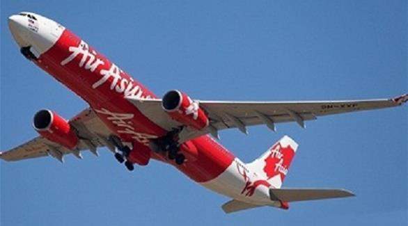 سلطات إندونيسيا تعلن العثور على مايشبه مزلاق الطوارئ للطائرة المفقودة