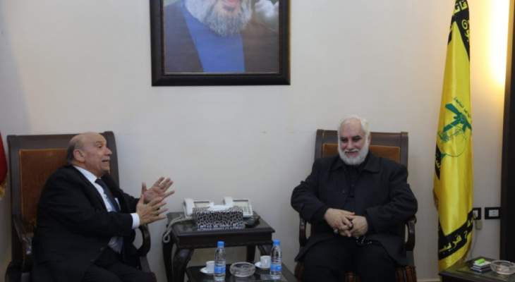  مصطفى الحسيني يبحث مع وفد حزب الله ضرورة الاسراع في تشكيل الحكومة
