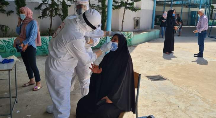 وحدة الكورونا بمستشفى الهمشري تفحص مخالطين في مخيم البداوي