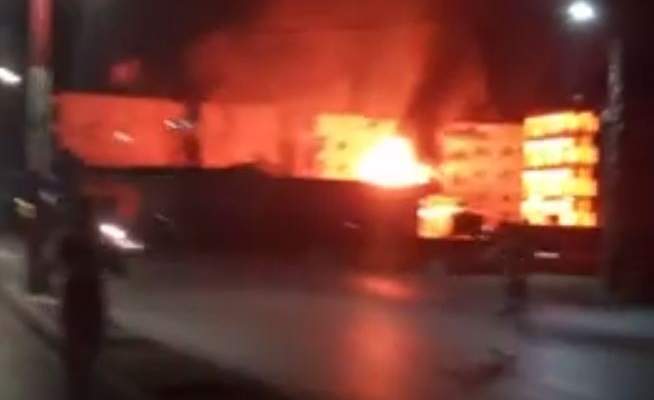 النشرة: حريق كبير في محطة للمحروقات في بلدة المرج - البقاع الغربي