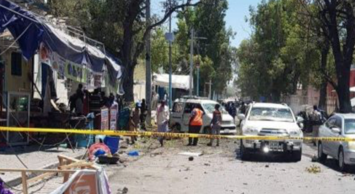 مقتل 4 أشخاص في الانفجار الذي وقع وسط مقديشو وتبنته &quot;حركة الشباب&quot;