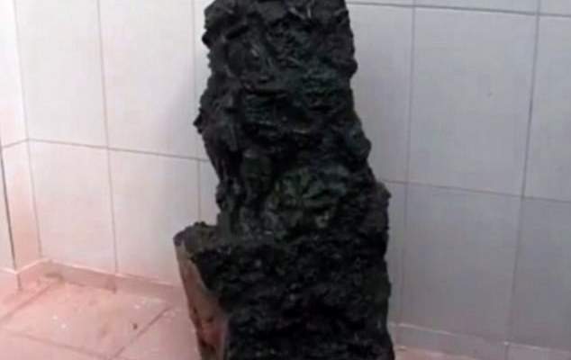 إكتشاف حجر زمرد عملاق وزنه 363 كيلوغراما وقيمته أكثر من 304 مليون دولار