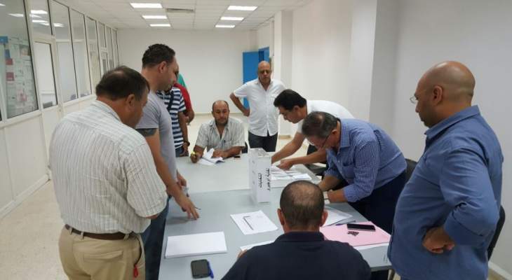 النشرة: فتح مركز الاقتراع في البقاع لانتخابات نقابة عمال المواصلات