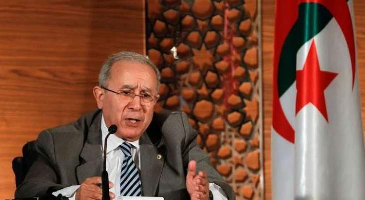 وزير الخارجية الجزائري يعلن ان بوتفليقة سيسلم السلطة لرئيس ينتخبه الشعب