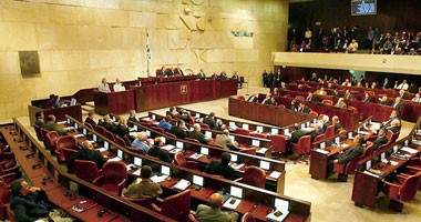 الكنيست الإسرائيلي يصوت اليوم على تمديد قانون يمنع لم شمل عائلات فلسطينية