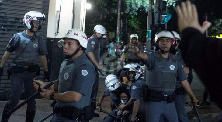 شرطة البرازيل تكثف تواجدها بريو دي جانيرو للتصدي لتجارة المخدرات