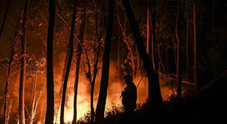 السلطات البرتغالية: أكثر من ثلاثة آلاف إطفائي وستين طائرة شاركوا في جهود إخماد حرائق غابات