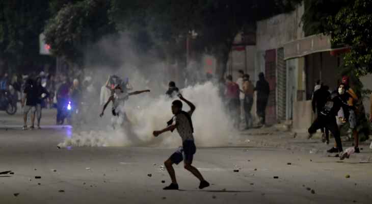 صدامات بن الشرطة التونسية ومحتجين إثر وفاة شاب
