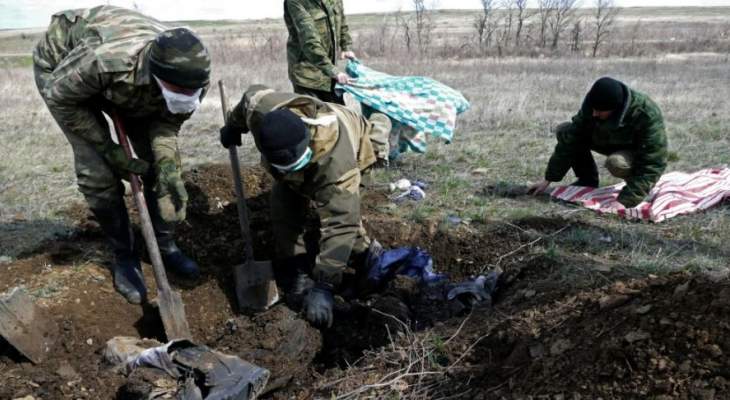 جندي أوكراني قتل خمسة من زملائه في مصنع ولاذ بالفرار