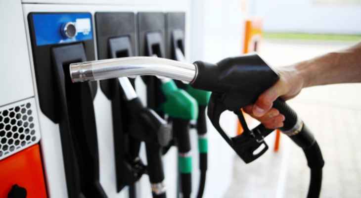 انخفاض سعر صفيحتَي البنزين 95 و98 أوكتان 11000 ليرة