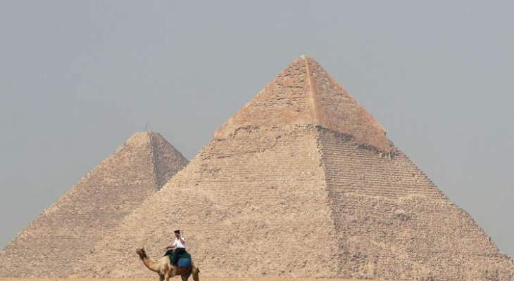 مسؤول مصري يعلن ان قطاع السياحة في مصر يعود الى عافيته