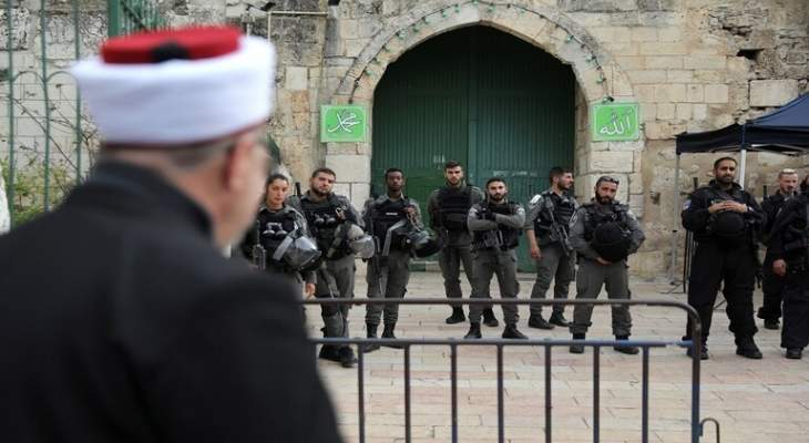 الشرطة الإسرائيلية تمنع ألفي فلسطيني من صلاة الجمعة في الأقصى