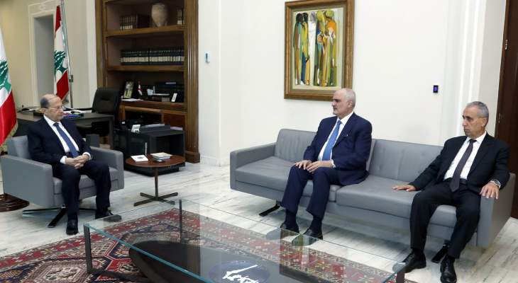 الرئيس عون يلتقي النائب علي حسن خليل ممثلاً لكتلة التنمية والتحرير