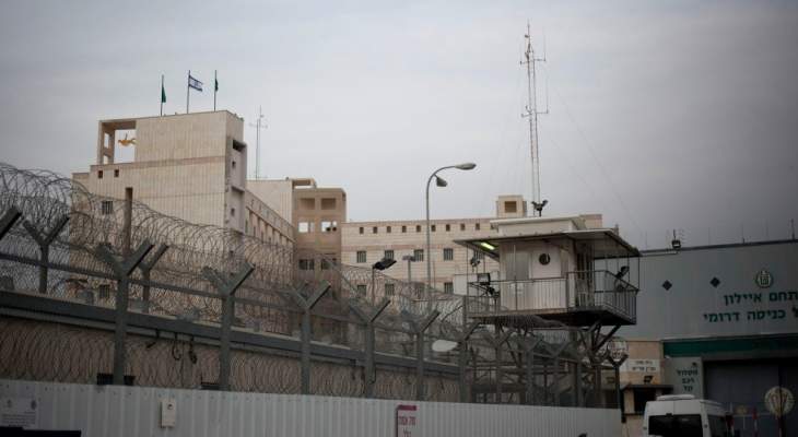 قوات إسرائيلية تقتحم سجن ريمون للمرة الثانية خلال أيام وتهدد الأسرى