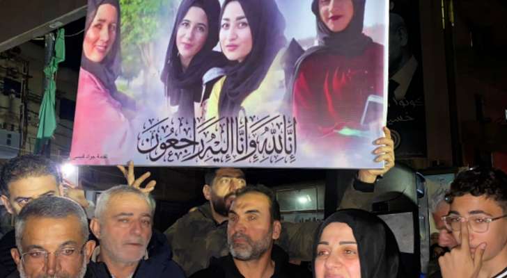 وقفة احتجاجية في وسط أنصار احتجاجا على تاجيل جلسة محاكمة حسين فياض والسوري حسين الغنوشي