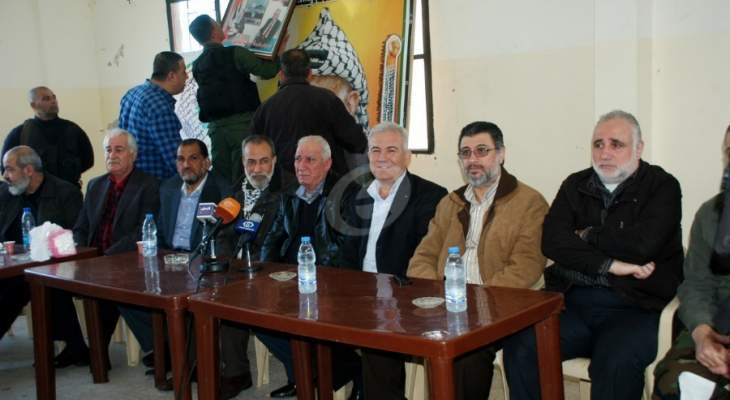 النشرة: ممثلو الفصائل الفلسطينية يبذلون الجهود لوقف الاشتباك في مخيم المية ومية