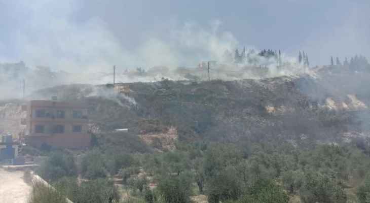 "النشرة": حريق كبير شبّ في منطقة الوادي بين حاروف وجبشيت