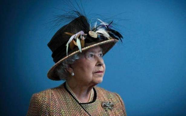 وسائل اعلامية بريطانية تنفي خبر وفاة الملكة اليزابيث: صحتها جدية جدا