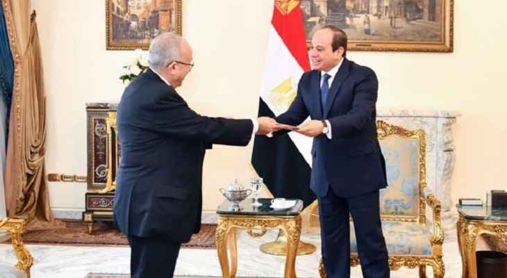 سلطتا مصر والجزائر أكدتا على إستمرار الدعم العربي للرئيس التونسي