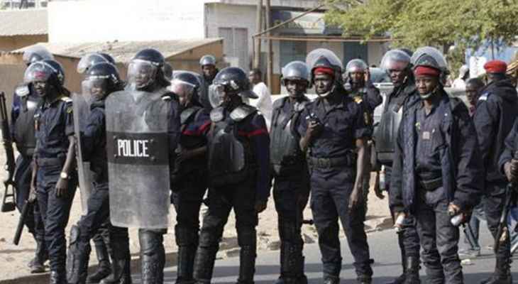 الشرطة السنغالية توقف 14 ناشطا بينهم عضو في البرلمان أمام سفارة تونس في دكار