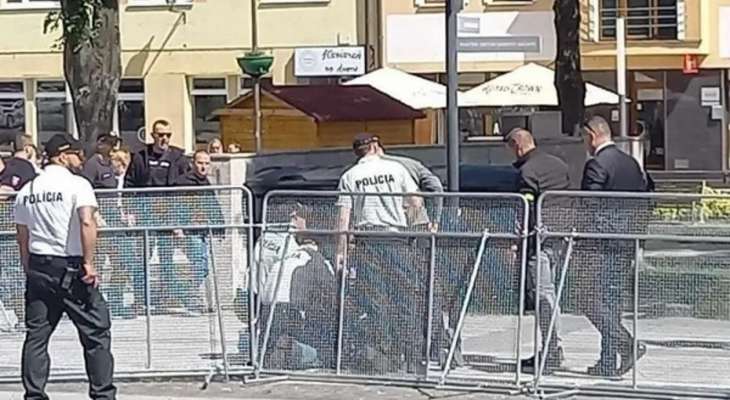 إصابة رئيس وزراء سلوفاكيا بجروح في إطلاق نار ونقله إلى المستشفى
