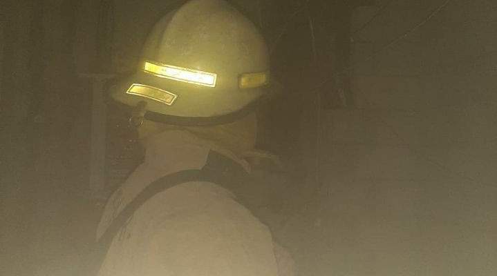 الدفاع المدني: حريق داخل غرفة للكهرباء في الغبيري