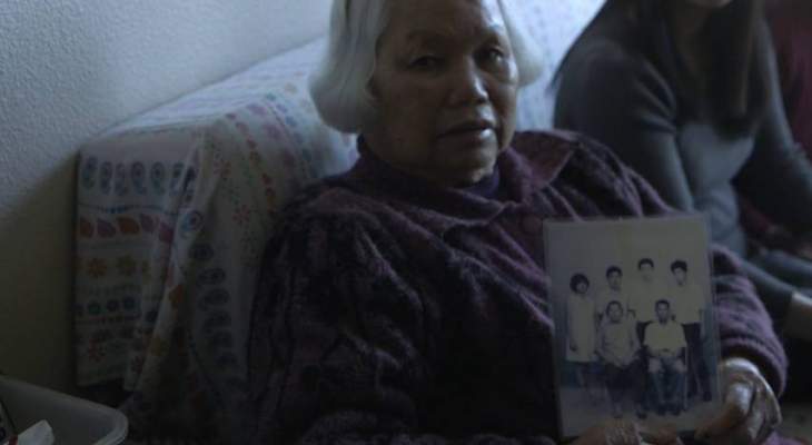 عجوز تجد إخوتها بعد 77 عاما عبر الانترنت