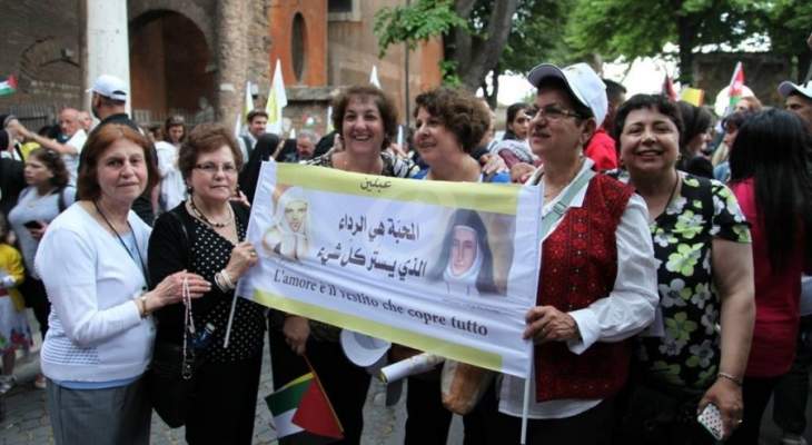 النشرة: البدء باحتفالات قداسة الراهبتين الفلسطينيتين بحضور آلاف الفلسطينيين في الفاتيكان