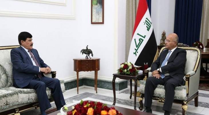 رئيس العراق استقبل سفير سوريا: استقرار المنطقة مرتبط باستقرار بغداد ودمشق
